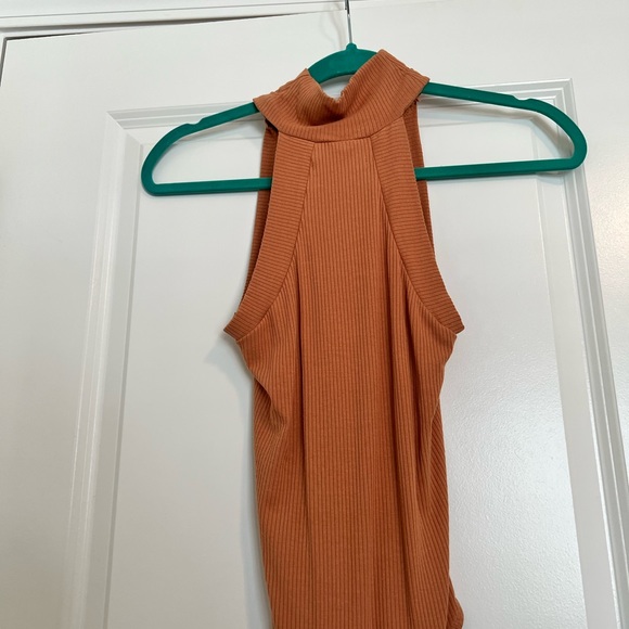 Tan Ribbed Bodysuit - Picture 4 of 9